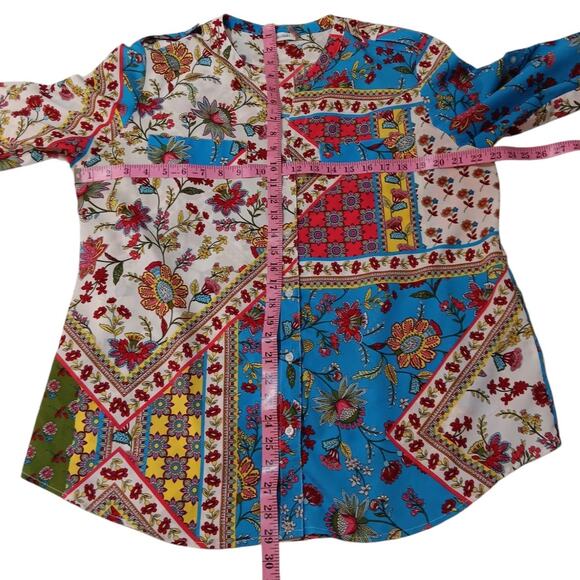 Artsy Colorful‎ Floral V-Neck Button Blouse Top XL Long or 3/4 Roll Tab Sleeves - Picture 4 of 10
